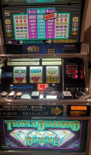 IGT S2000 Triple Diamond Deluxe